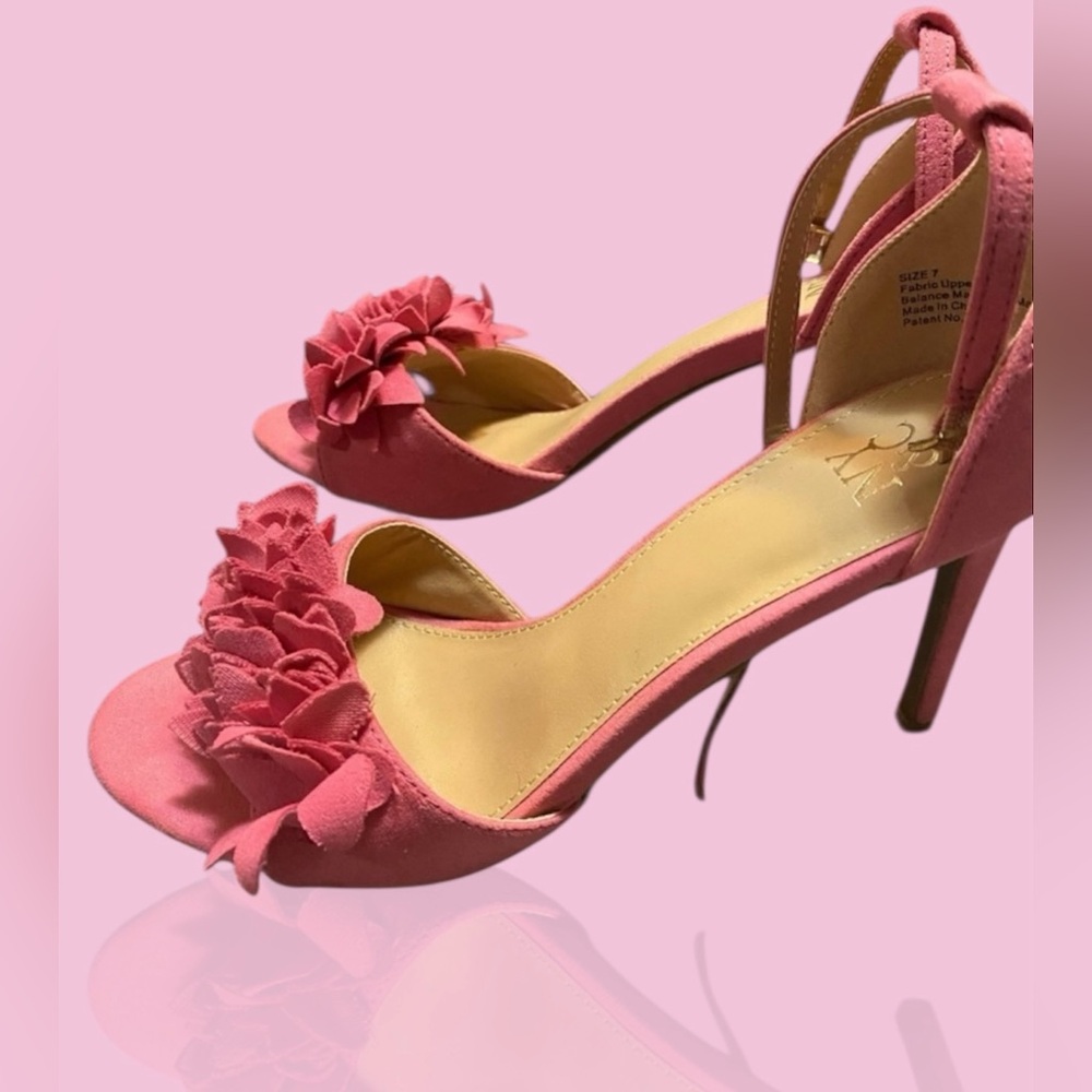 New York & Company Pink Floral Heels